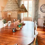 Jolly Chateau - Private 