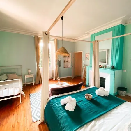 Jolly Chateau - Private 
