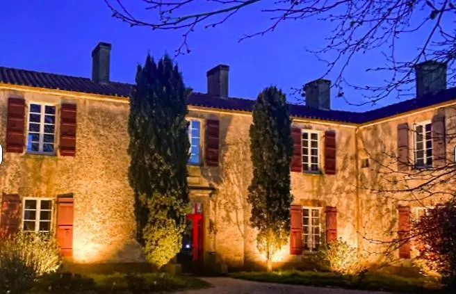 Jolly Château - Private Damien 3*