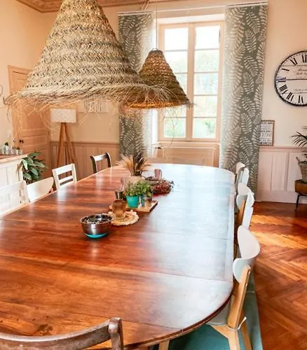 Jolly Château - Private Damien 3*